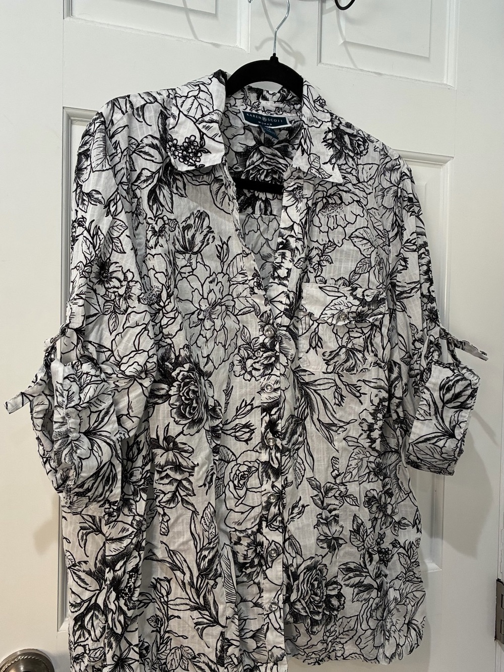 Karen Scott Midnight Garden black and white floral button-up blouse, 1x